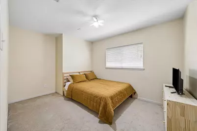 9714 Shadowglade Court, Houston, TX 77064 - Photo 9