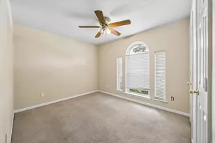 9714 Shadowglade Ct, Houston, TX 77064 - Photo 7
