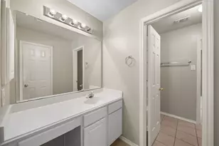 13711 Layton Hills Dr, Cypress, TX 77429 - Photo 33
