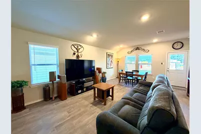214 Pecos Drive, Huntsville, TX 77340 - Photo 9