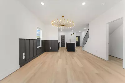 1010 Calvin Avenue #B, Houston, TX 77088 - Photo 7