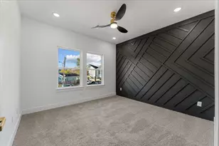 1010 Calvin Ave, Houston, TX 77088 - Photo 17