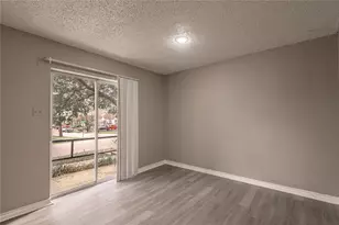 1228 Ave O, Huntsville, TX 77340 - Photo 9