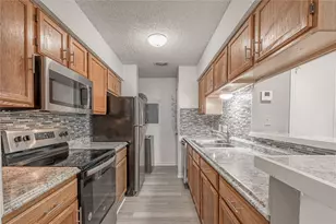 1228 Ave O, Huntsville, TX 77340 - Photo 11