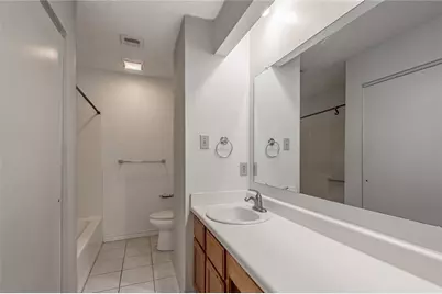 1228 Avenue O #B, Huntsville, TX 77340 - Photo 19