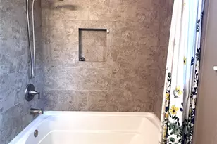 1766 Maux Dr, Houston, TX 77043 - Photo 15
