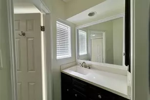 980 Memorial Village Dr, Houston, TX 77024 - Photo 15