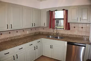 2343 W Lucas Dr, Beaumont, TX 77706 - Photo 3