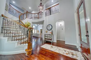 418 Somerset Dr, Sugar Land, TX 77479 - Photo 3