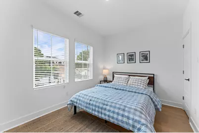 328 Neyland Street, Houston, TX 77022 - Photo 27