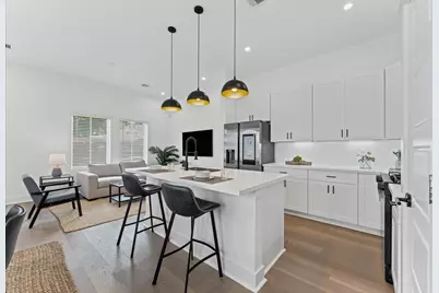 328 Neyland Street, Houston, TX 77022 - Photo 9