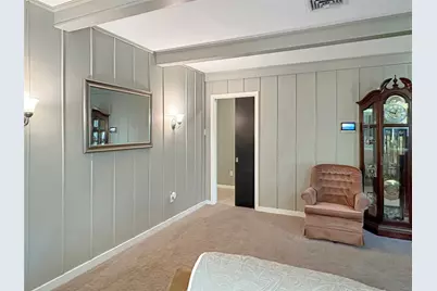 110 S Woodsway Street E, Conroe, TX 77301 - Photo 11