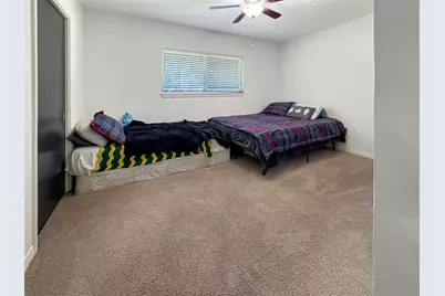 110 S Woodsway Street E, Conroe, TX 77301 - Photo 21