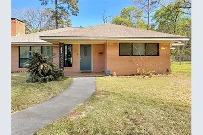 110 S Woodsway Street E, Conroe, TX 77301 - Photo 3