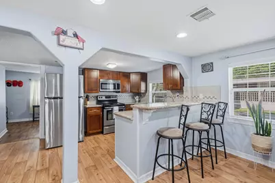 230 Busch Street, Houston, TX 77060 - Photo 15
