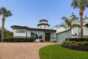 537 Villa Dr, Seabrook, TX 77586 - Photo 1