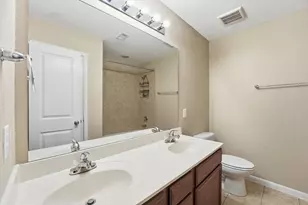 2704 Baywater Creek Ln, Pearland, TX 77089 - Photo 25