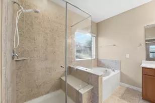 2704 Baywater Creek Ln, Pearland, TX 77089 - Photo 15