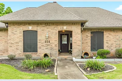 114 Strawberry Drive, Lake Jackson, TX 77566 - Photo 15