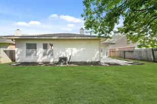 1114 Foxland Chase St, Sugar Land, TX 77479 - Photo 23