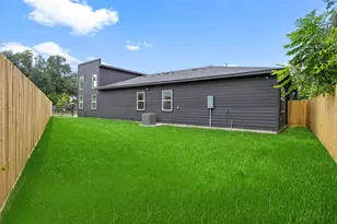 5602 Pershing Way, Houston, TX 77033 - Photo 15