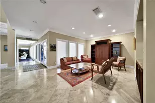 248 Bryn Mawr Cir, Hunters Creek Village, TX 77024 - Photo 13