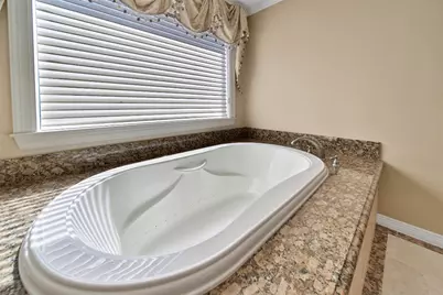 248 Bryn Mawr Circle, Hunters Creek Village, TX 77024 - Photo 21