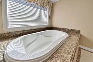 248 Bryn Mawr Cir, Hunters Creek Village, TX 77024 - Photo 21