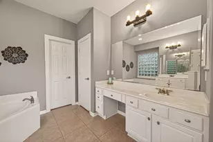 8507 Maverick Point Ct, Katy, TX 77494 - Photo 17