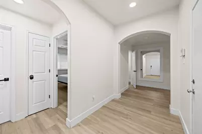 2710 Gaelic Green Street, Houston, TX 77045 - Photo 5