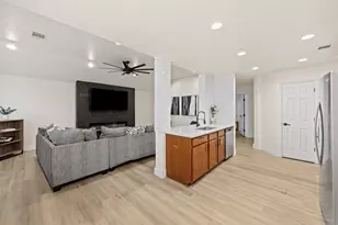 2710 Gaelic Green St, Houston, TX 77045 - Photo 11