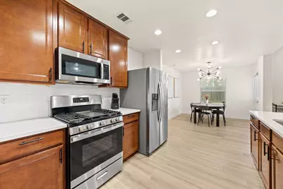 2710 Gaelic Green Street, Houston, TX 77045 - Photo 13