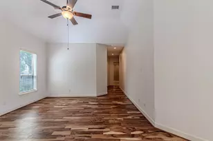 1302 Majestic Pines Ct, Houston, TX 77345 - Photo 21