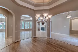 1302 Majestic Pines Ct, Houston, TX 77345 - Photo 9