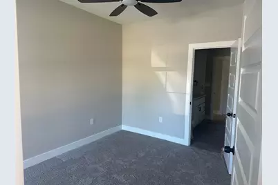 1409 N Avenue S, Freeport, TX 77541 - Photo 7