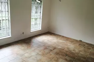 10466 Hammerly Blvd, Houston, TX 77043 - Photo 5