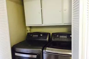 10466 Hammerly Blvd, Houston, TX 77043 - Photo 7