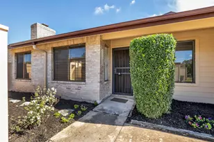 10387 Huntington Pl Dr, Houston, TX 77099 - Photo 23