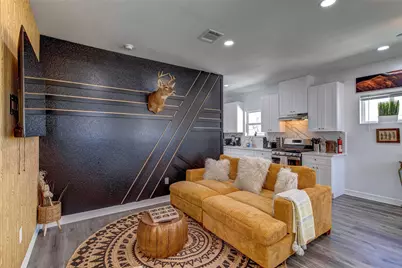 9816 Masterson Street, Houston, TX 77029 - Photo 5