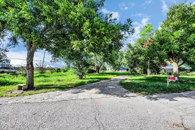 15511 Jessie Parker Road, Sugar Land, TX 77498 - Photo 5