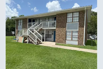 1601 Meadowview Drive, Port Lavaca, TX 77979 - Photo 1