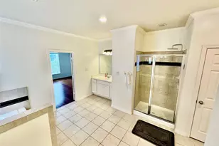 7608 Janak Dr, Houston, TX 77055 - Photo 13