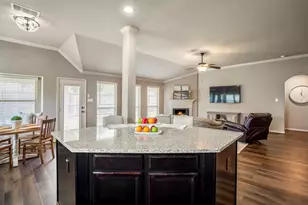 8914 Hummingbird Gln Ct, Tomball, TX 77375 - Photo 11
