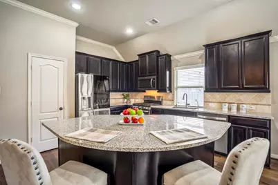 8914 Hummingbird Glen Court, Tomball, TX 77375 - Photo 9