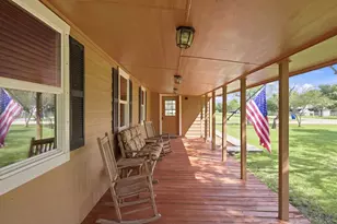 2300 Mary Ln, Dickinson, TX 77539 - Photo 3