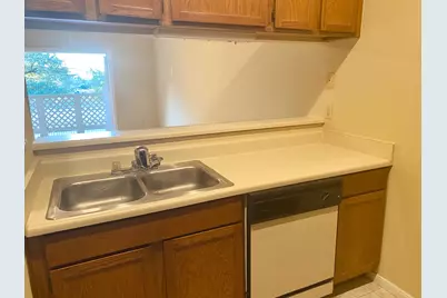 8055 Cambridge Street #14, Houston, TX 77054 - Photo 9