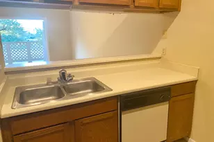 8055 Cambridge St, Houston, TX 77054 - Photo 9