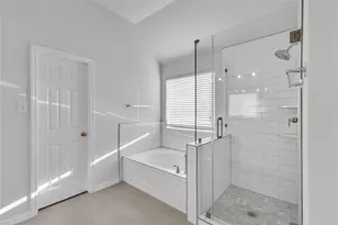 5523 Santa Chase Ln, Sugar Land, TX 77479 - Photo 17