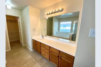 5005 Deerpath Drive, Conroe, TX 77303 - Photo 13