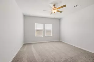 1885 Redwood Ln, Dayton, TX 77535 - Photo 9